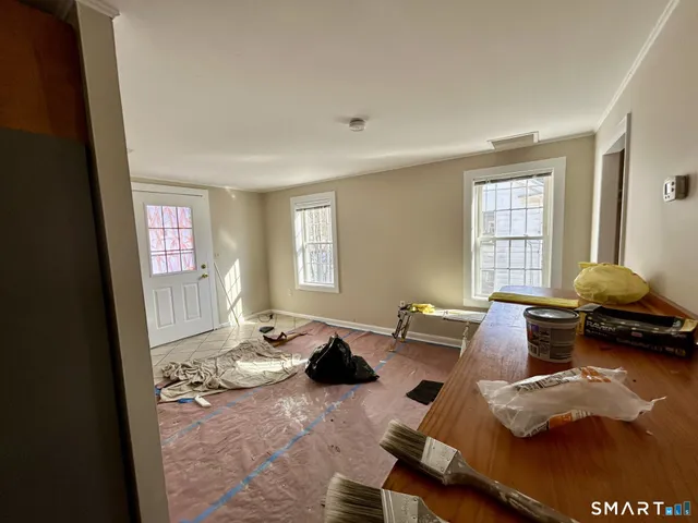 $1,600 | 4 Weekeepeemee Road, Woodbury, CT 06798