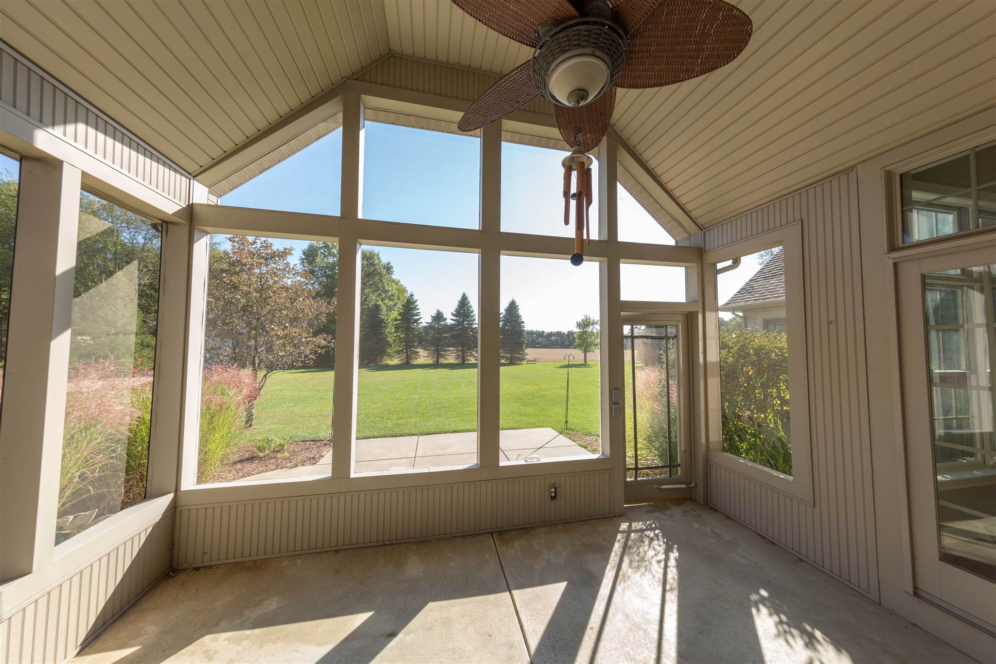 18056 Stateline Road South Bend, IN 46637 - Photo 14 of 36