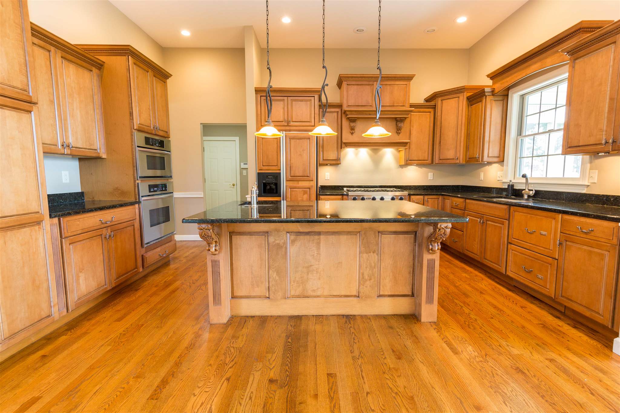 18056 Stateline Road South Bend, IN 46637 - Photo 10 of 36