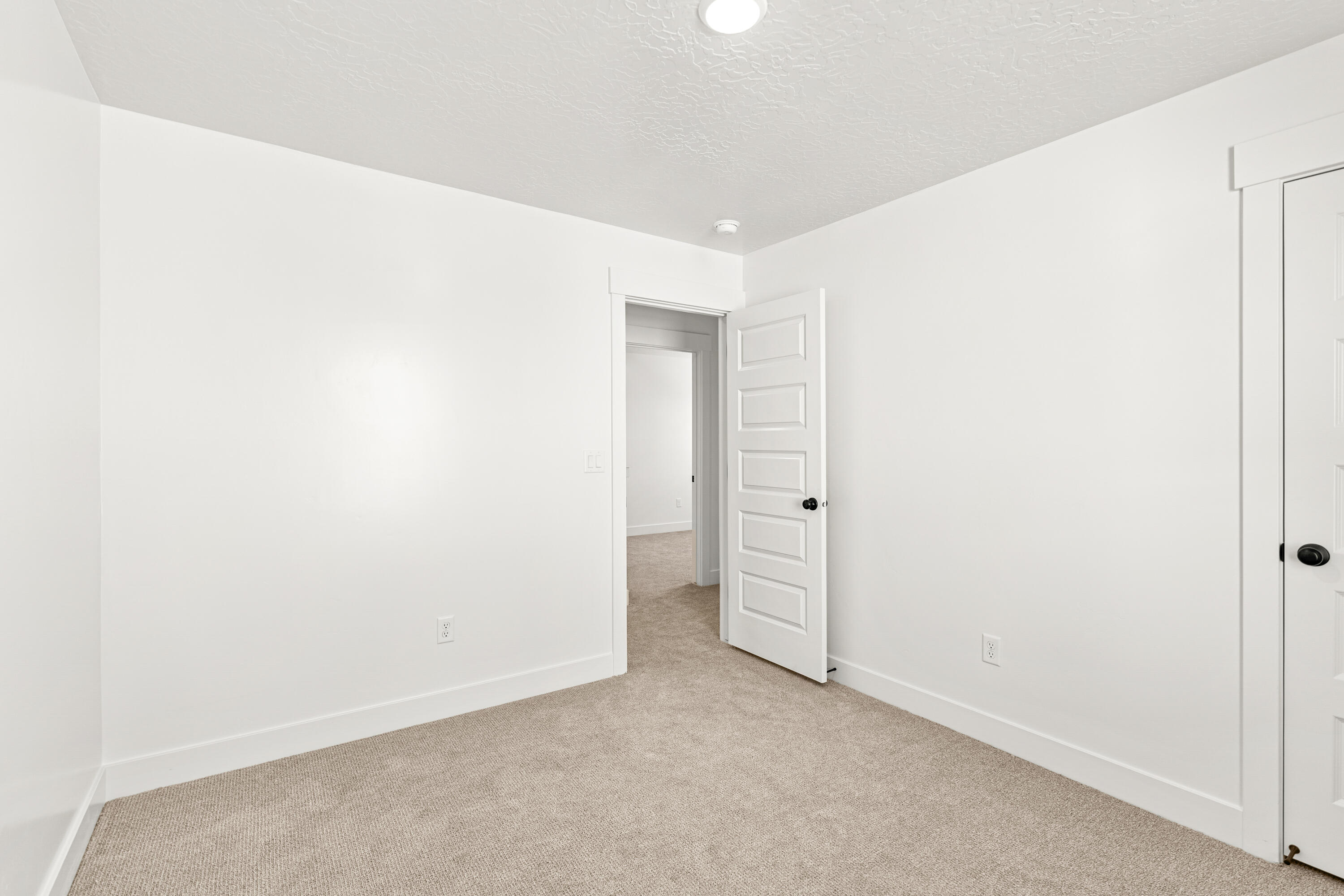 318 Southern View Street St. George, UT 84790 - Photo 21 of 25 DSC04991