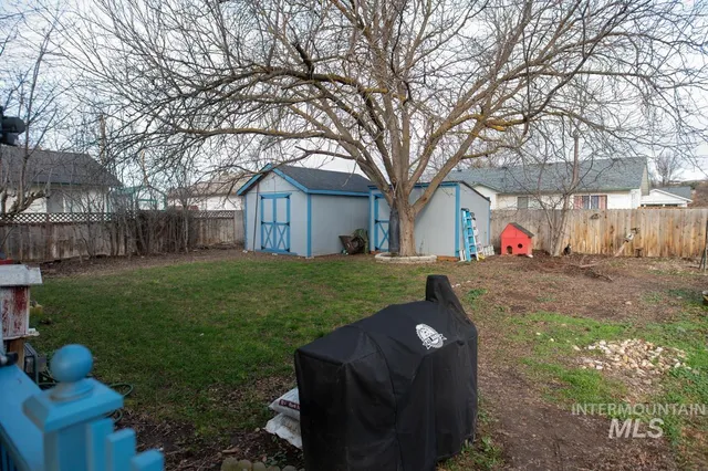 $360,000 | 902 East Park Street, Weiser, ID 83672