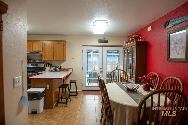 $360,000 | 902 East Park Street, Weiser, ID 83672