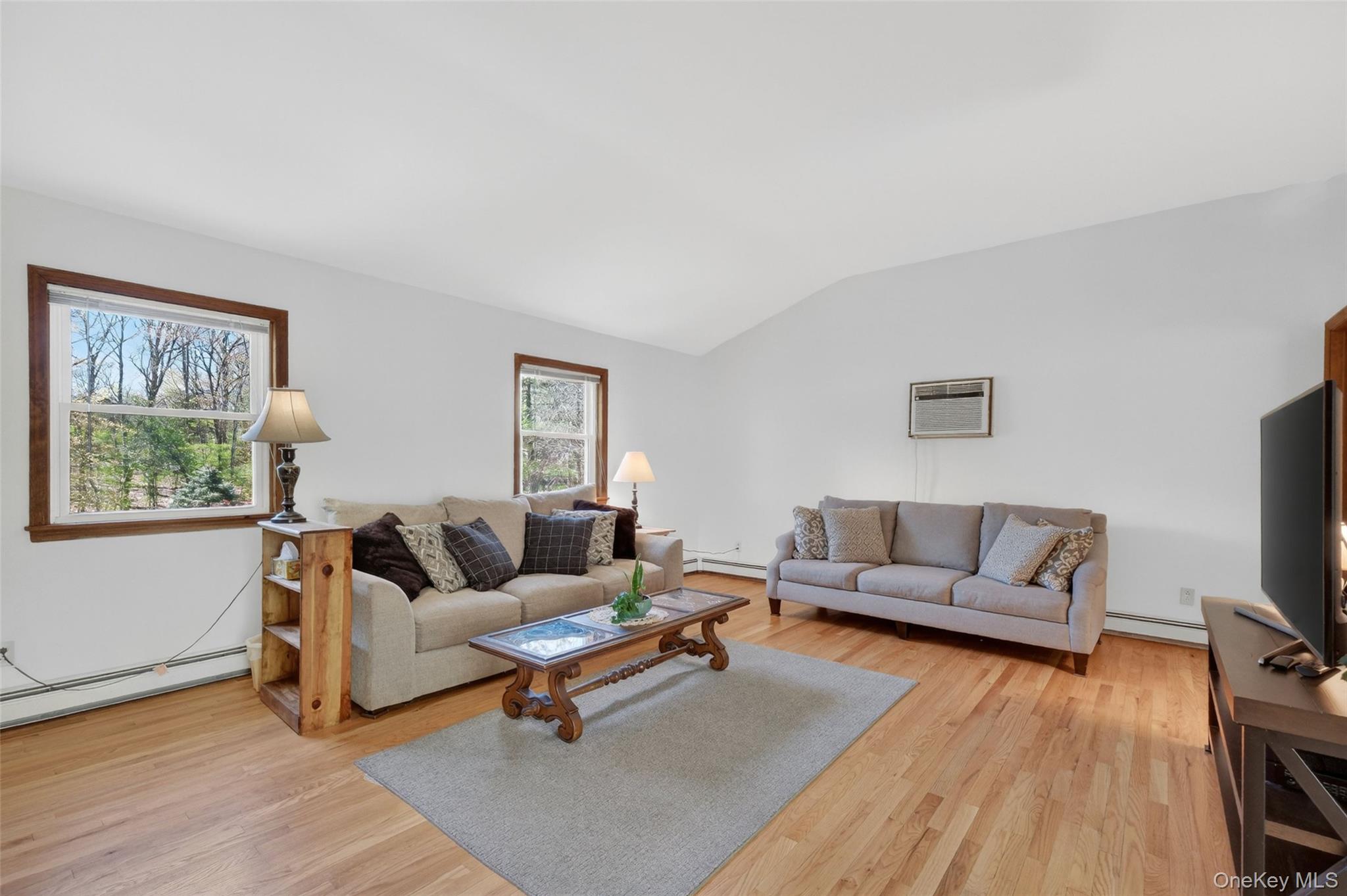 33 Farview Road Hopewell Junction, NY 12533 - Photo 12 of 34