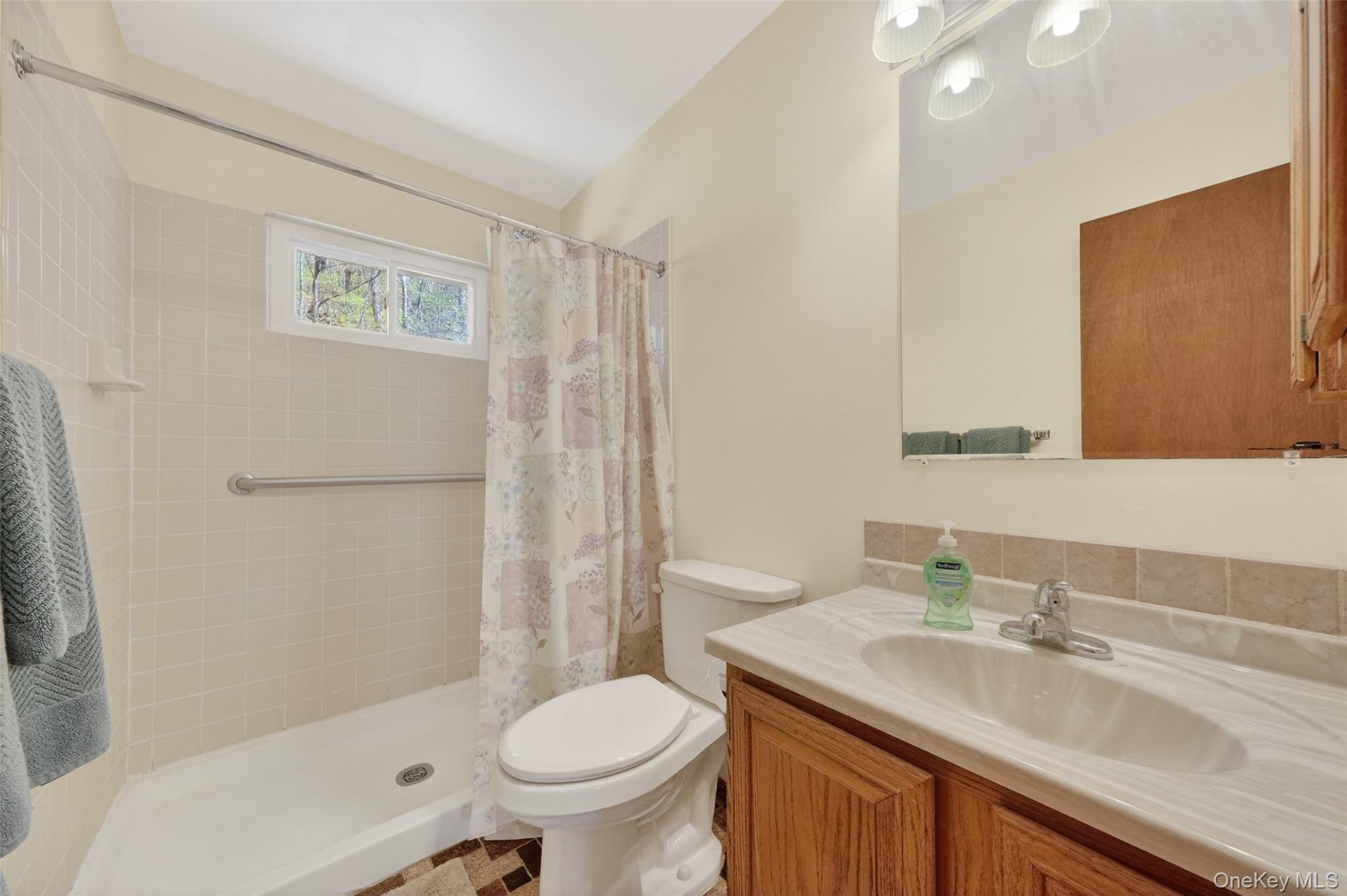 33 Farview Road Hopewell Junction, NY 12533 - Photo 26 of 34