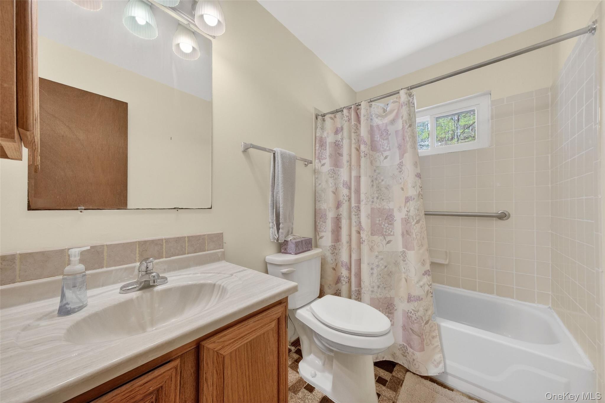 33 Farview Road Hopewell Junction, NY 12533 - Photo 28 of 34