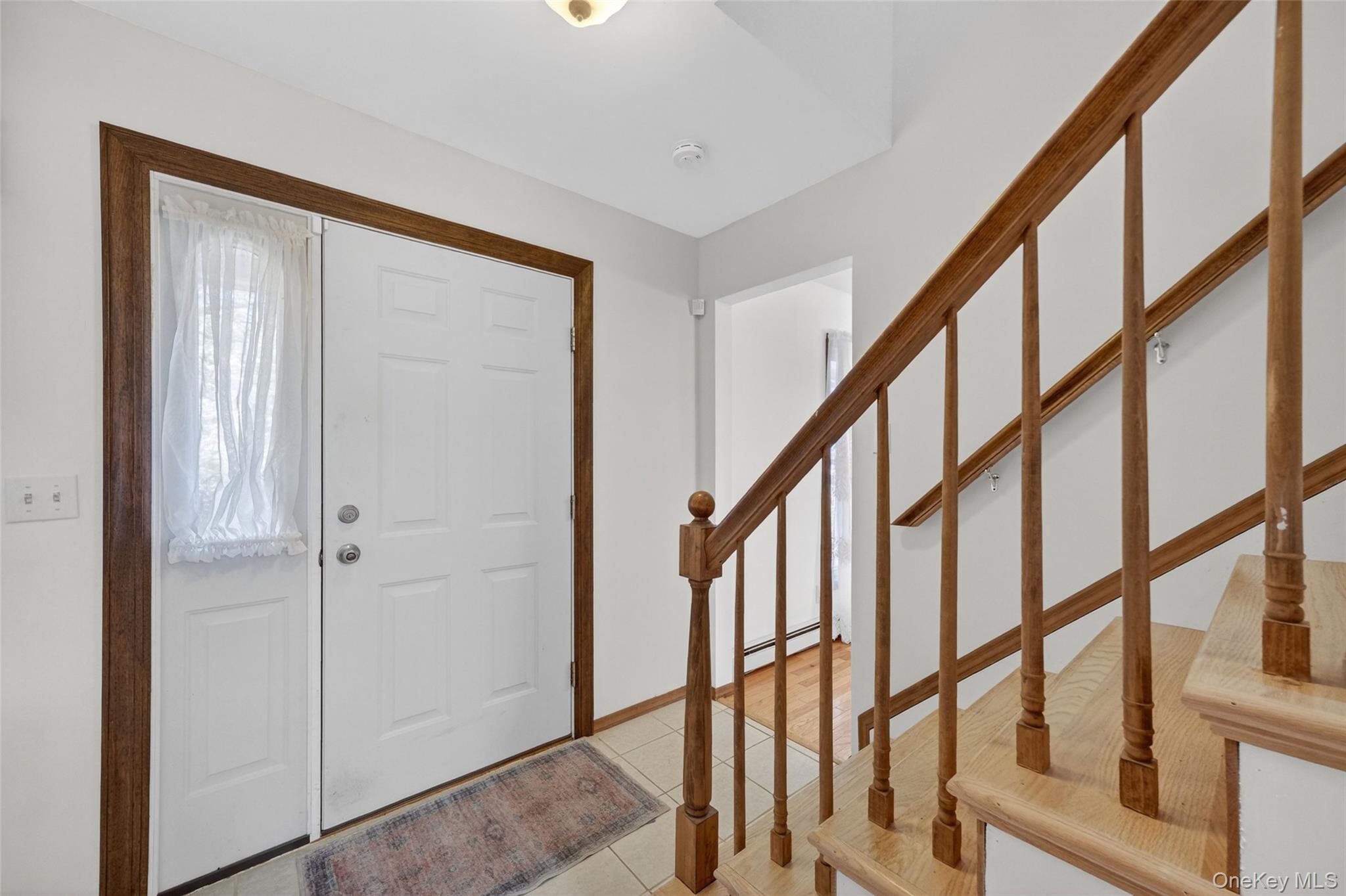 33 Farview Road Hopewell Junction, NY 12533 - Photo 4 of 34