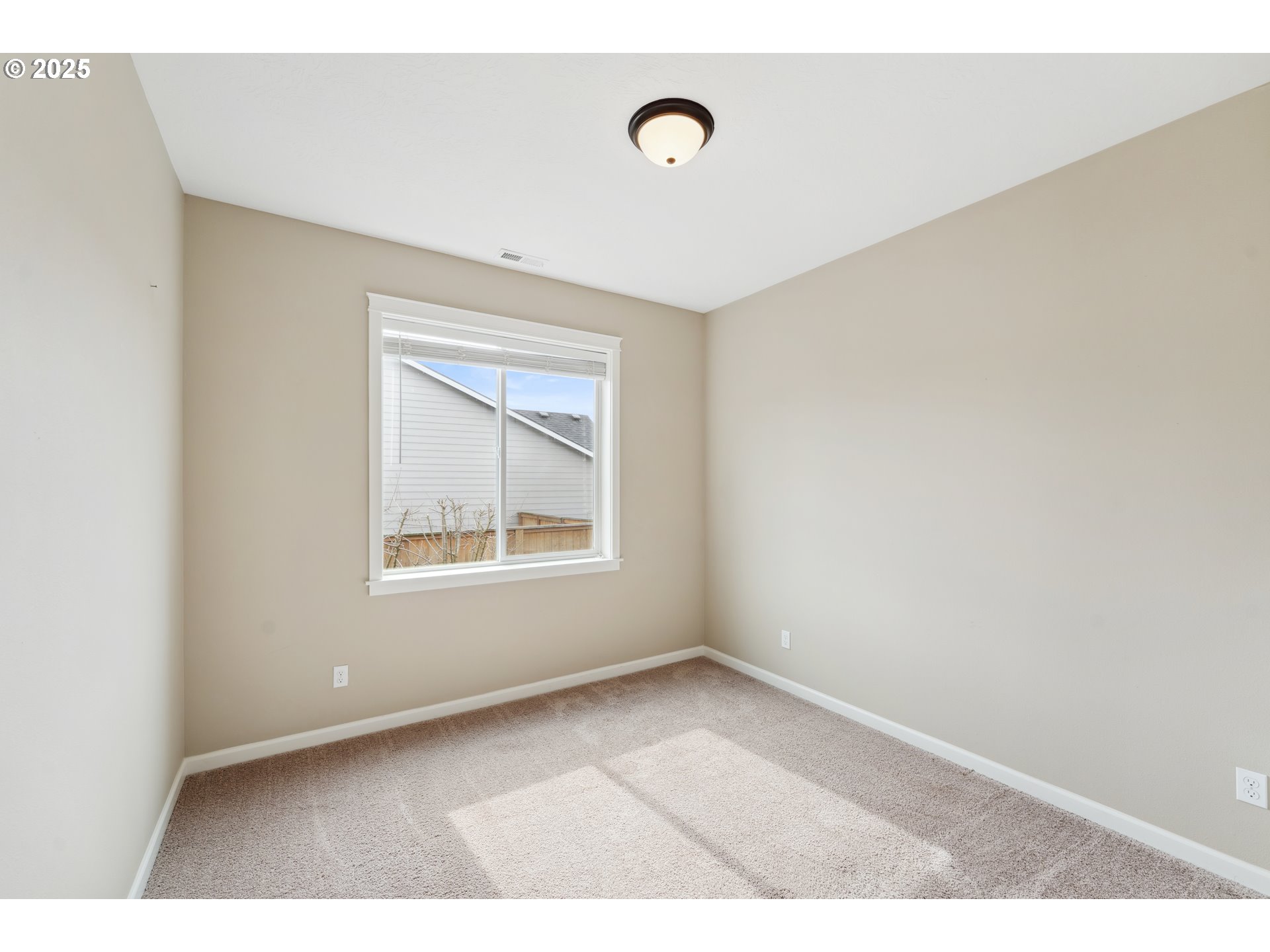 312 Southeast Belgian Street Sublimity, OR 97385 - Photo 23 of 36