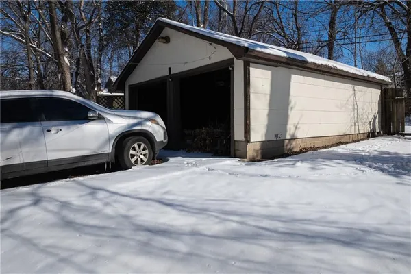 $222,000 | 435 North Hardesty Avenue, Kansas City, MO 64123