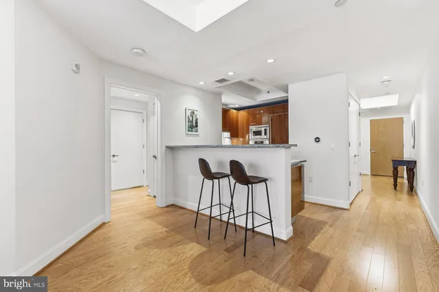 $825,000 | 1881 North Nash Street, Unit 408, Arlington, VA 22209