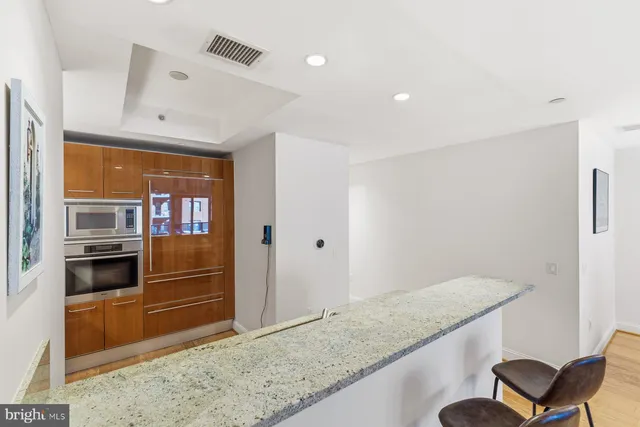 $825,000 | 1881 North Nash Street, Unit 408, Arlington, VA 22209