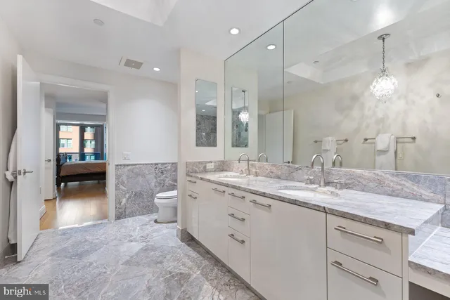 $825,000 | 1881 North Nash Street, Unit 408, Arlington, VA 22209