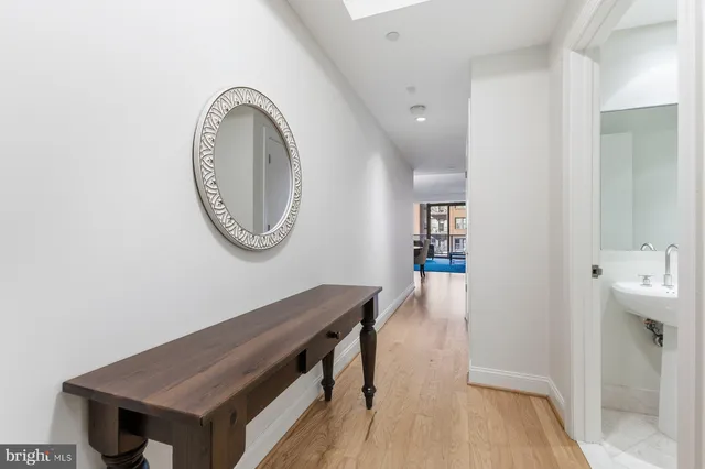 $825,000 | 1881 North Nash Street, Unit 408, Arlington, VA 22209