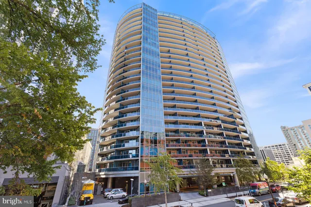 $825,000 | 1881 North Nash Street, Unit 408, Arlington, VA 22209