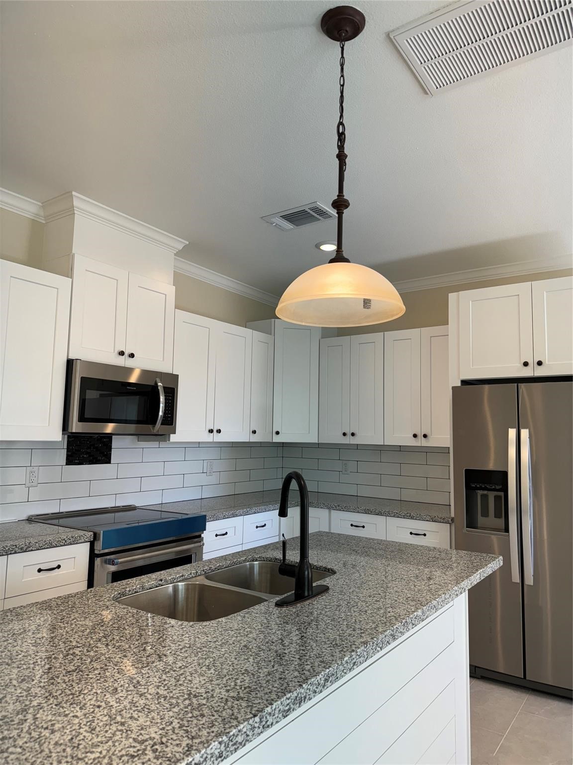8522 Viterbo Road, Unit A Beaumont, TX 77705 - Photo 16 of 28 Gallery Image 16