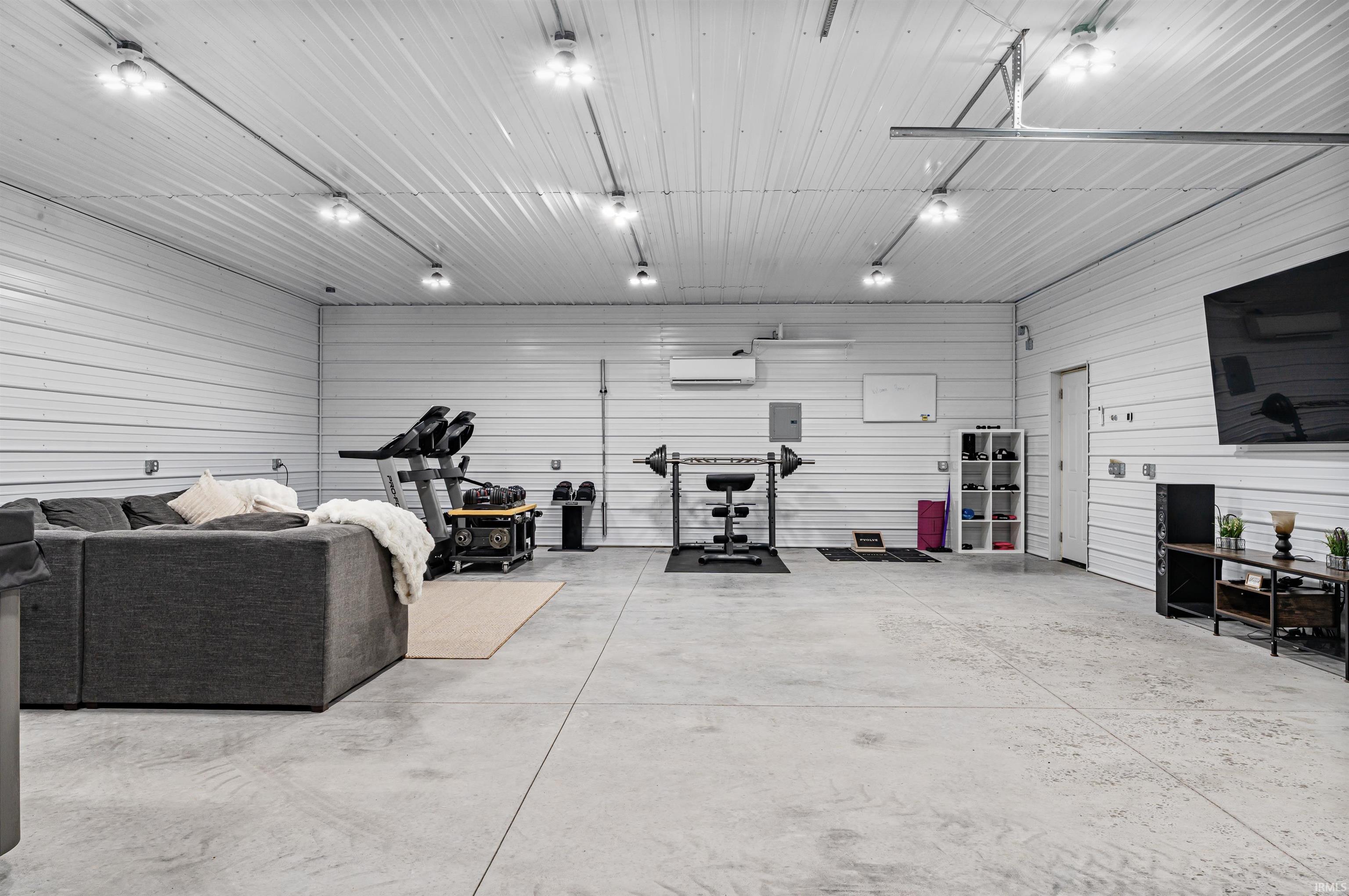 12757 South W County Line Road Roanoke, IN 46783 - Photo 31 of 36