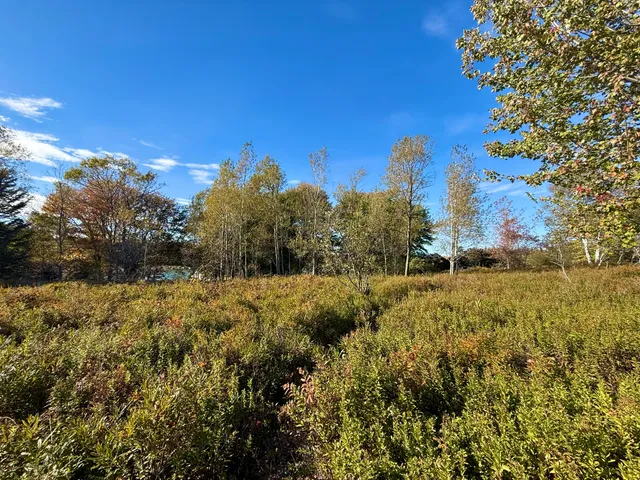 $600,000 | 6-60 Round The Island Road, Vinalhaven, ME 04863