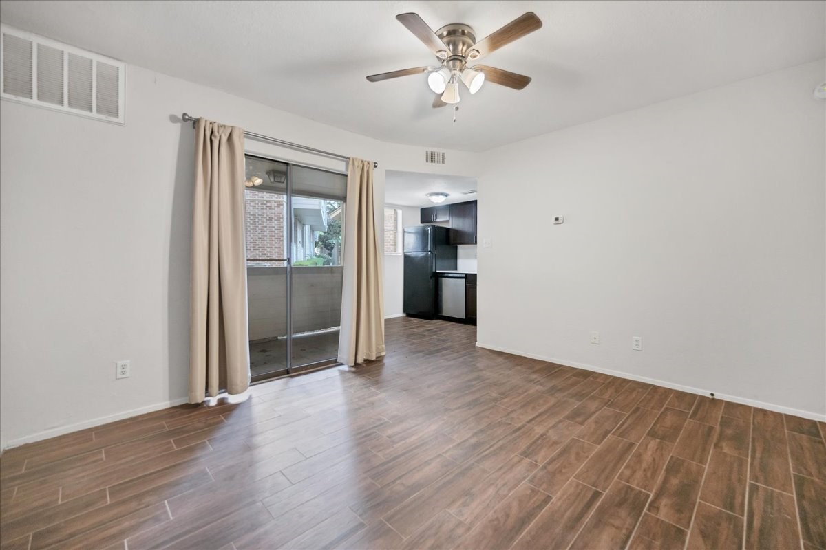 2500 Burleson Road, Unit 609 Austin, TX 78741 - Photo 12 of 23
