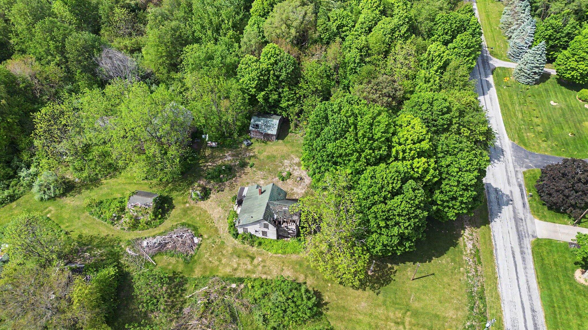 4244 Hillandale Road Sodus, MI 49126 - Photo 19 of 19 015_file_3909