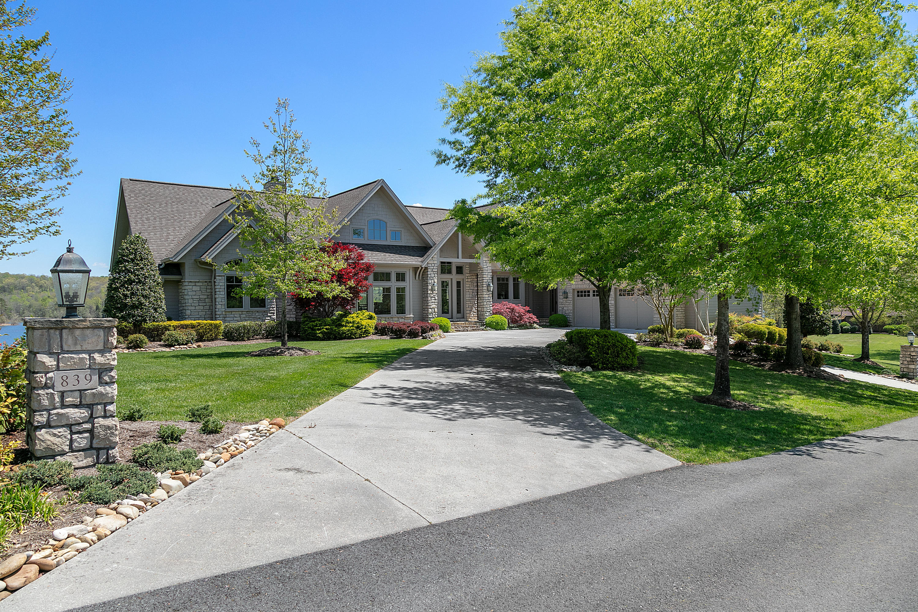 839 Crown Pointe Road La Follette, TN 37766 - Photo 2 of 32 1L9A2784