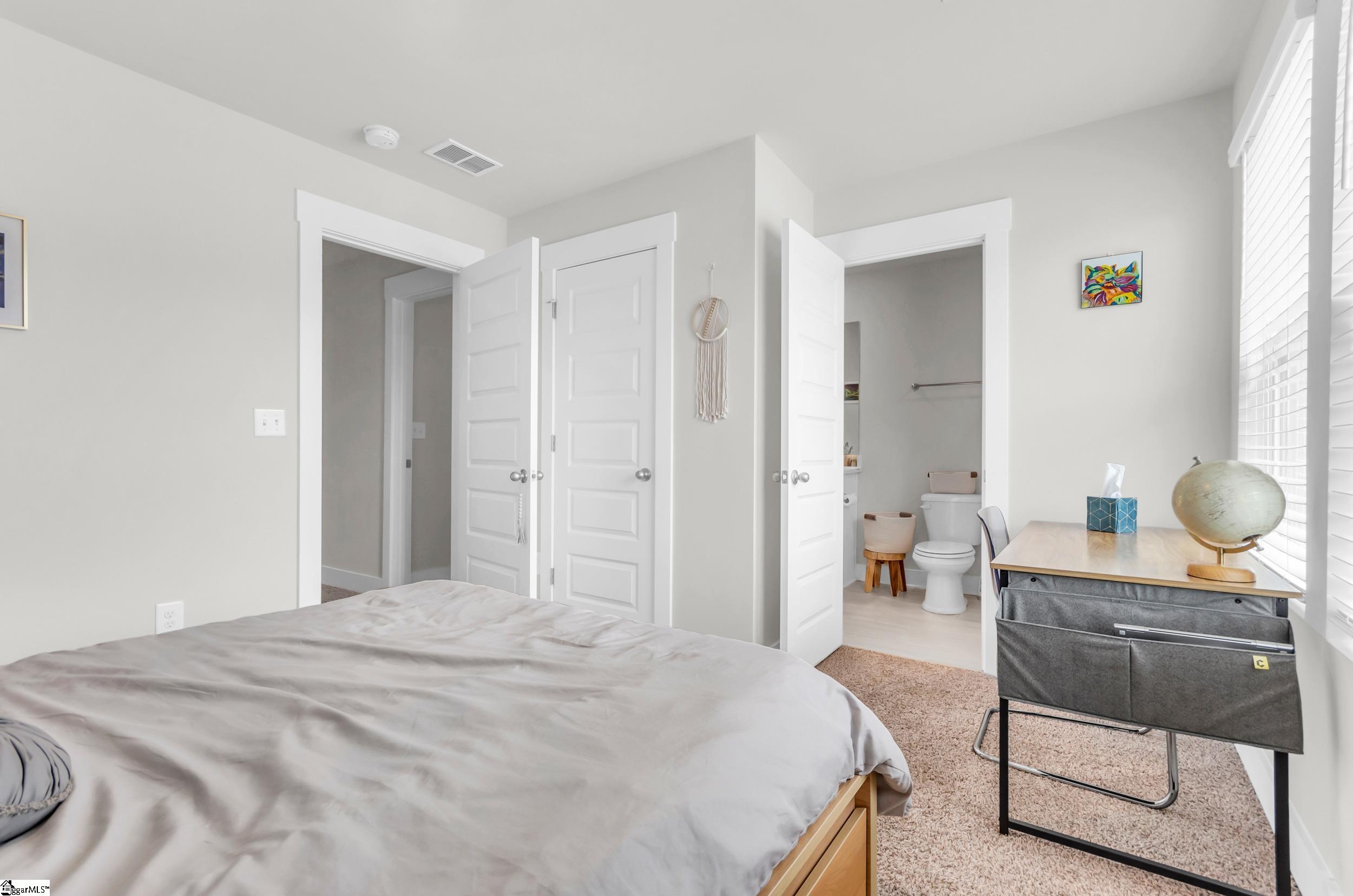 19 Centimeters Drive Mauldin, SC 29662 - Photo 2 of 35