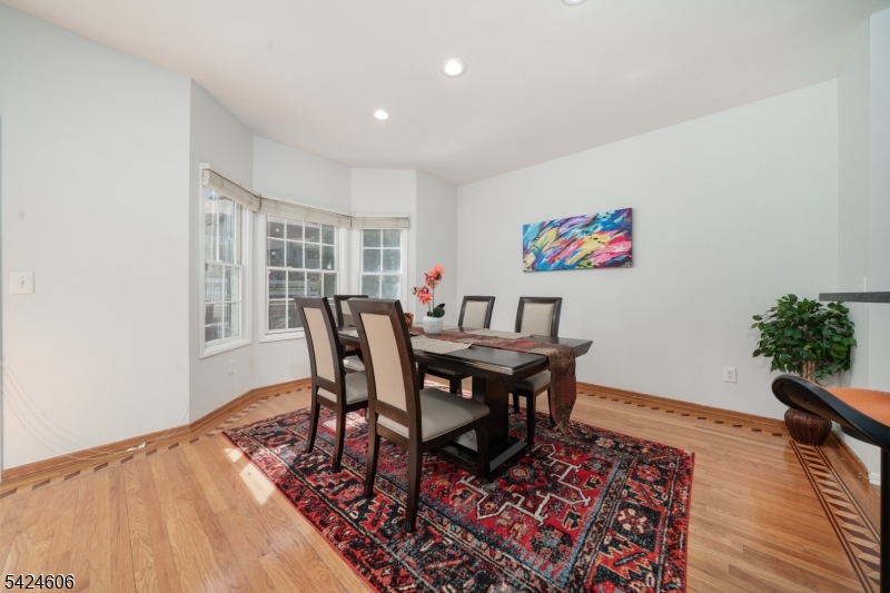 20 Pine Valley Road Livingston, NJ 07039 - Photo 13 of 43
