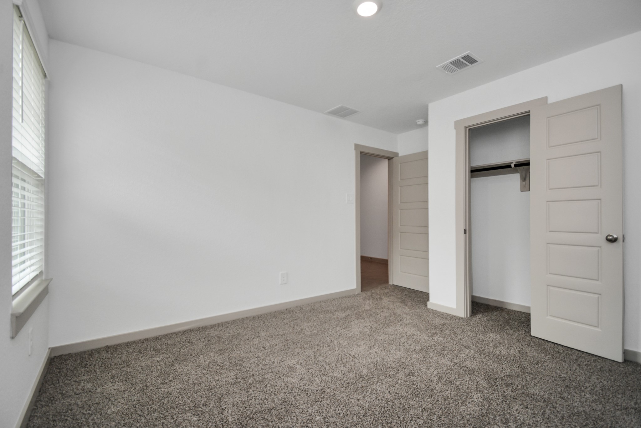 7731 Suffolk Vly Lane Rosharon, TX 77583 - Photo 16 of 38