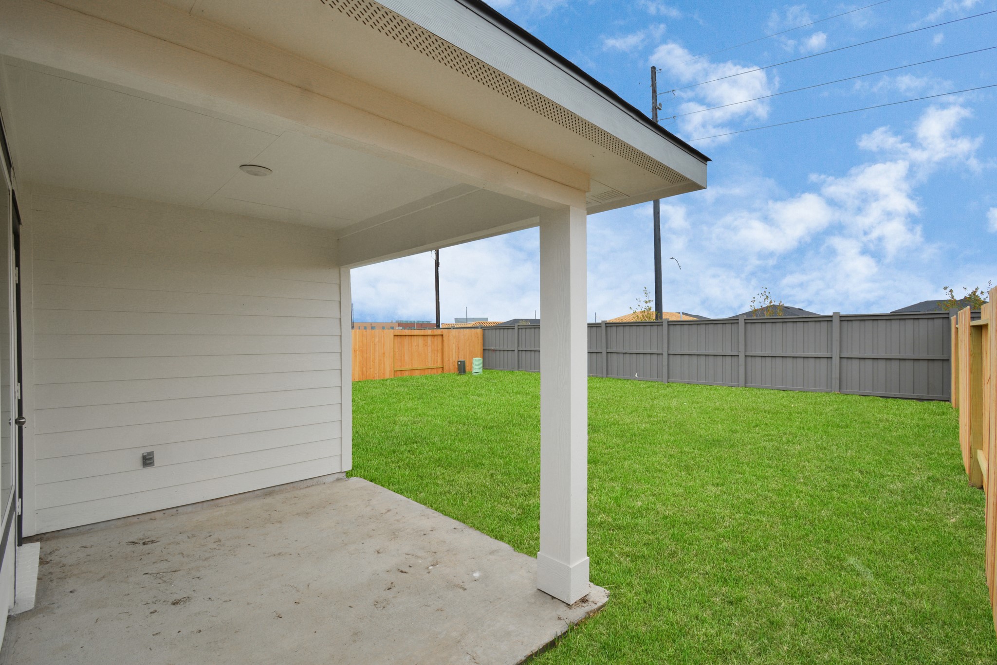 7731 Suffolk Vly Lane Rosharon, TX 77583 - Photo 8 of 38