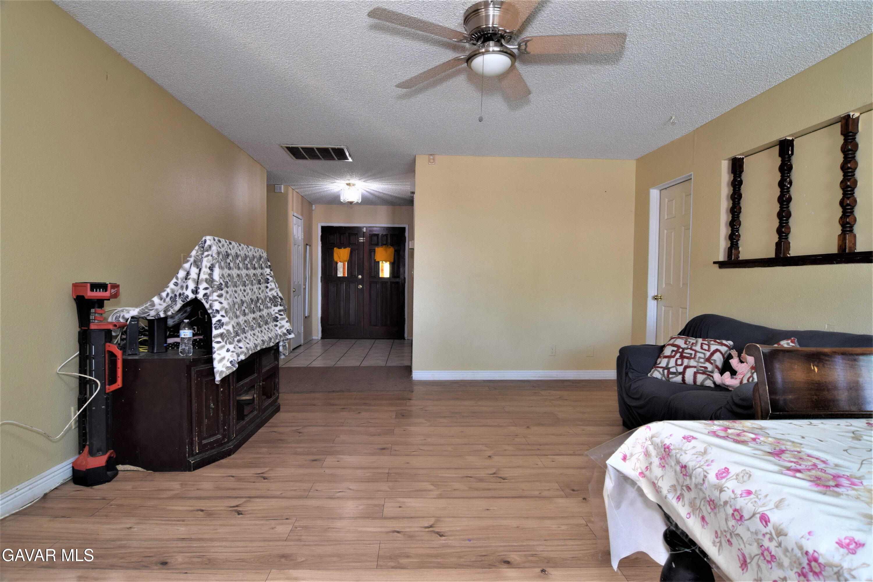 2905 East Ave R-11 Palmdale, CA 93550 - Photo 7 of 29 004