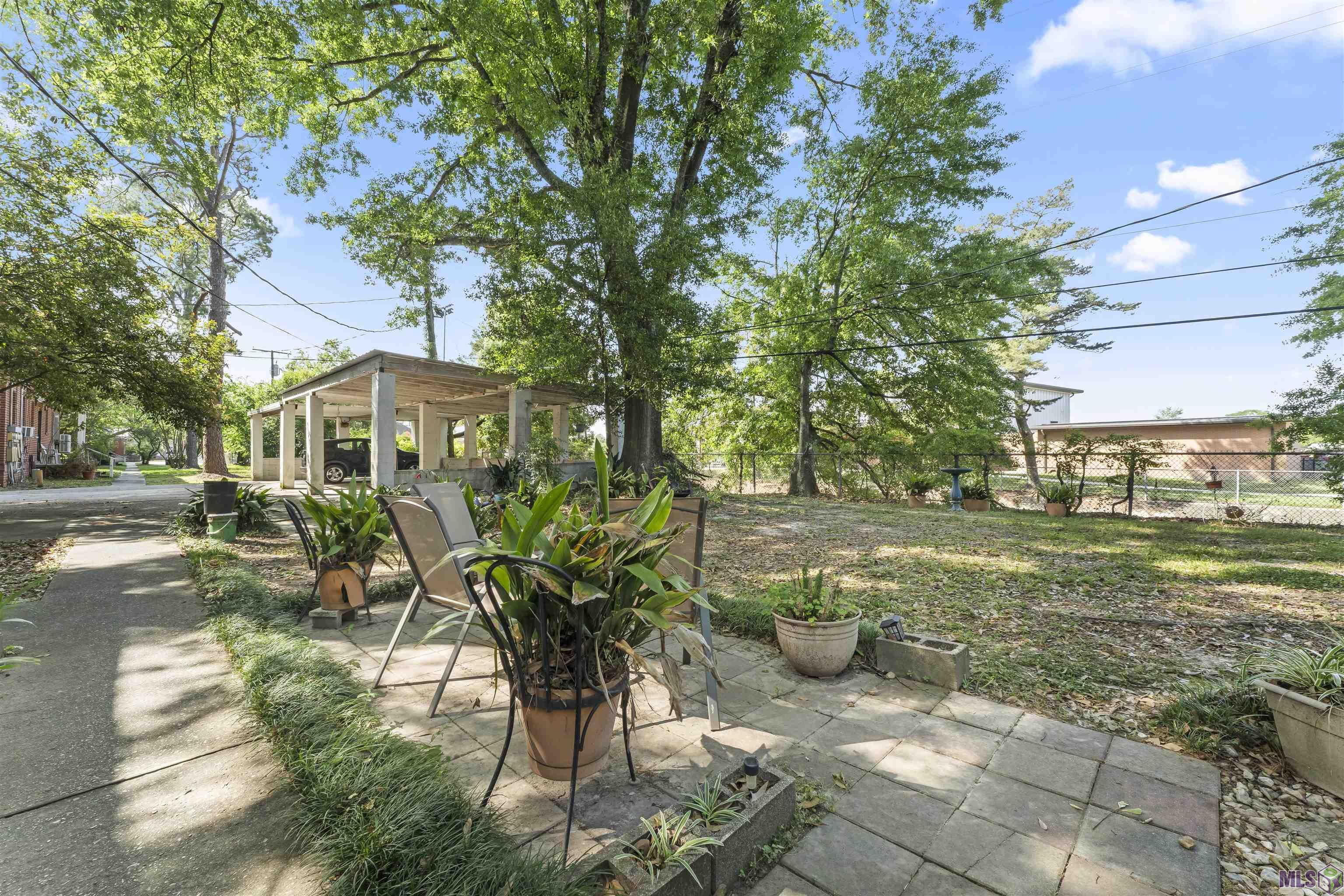 640 Carol Marie Drive, Unit 640 Baton Rouge, LA 70806 - Photo 13 of 24 Back Yard