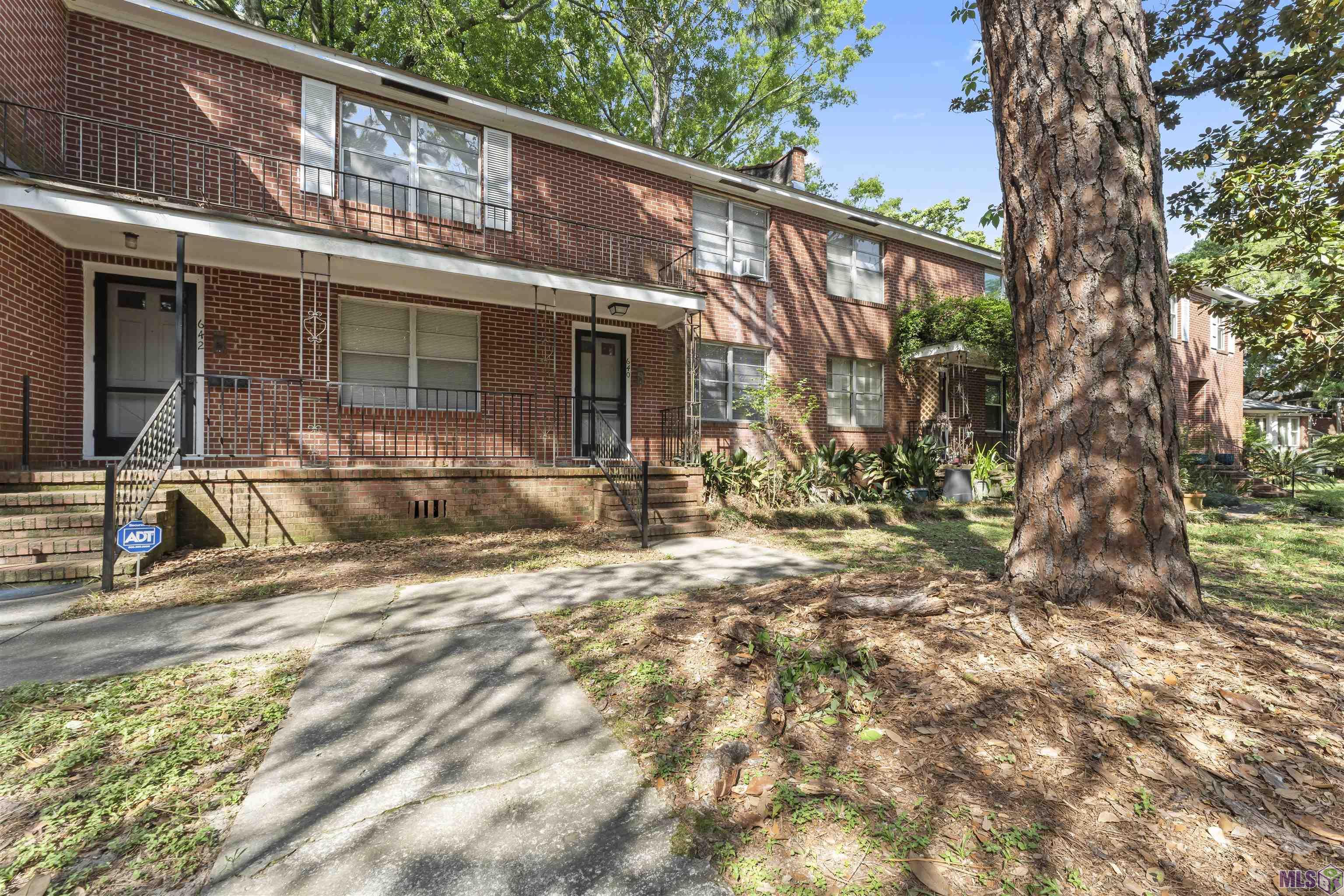 640 Carol Marie Drive, Unit 640 Baton Rouge, LA 70806 - Photo 6 of 24 Charming Front Porch