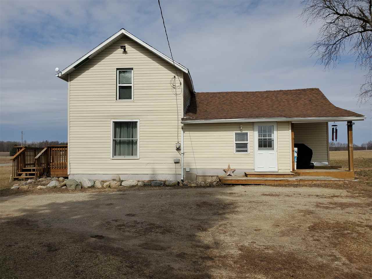 10119 South Green Road Shepherd, MI 48883 - Photo 2 of 17 1874227-1.JPG