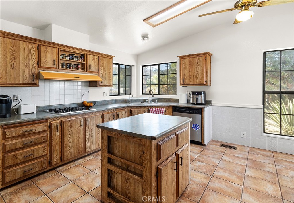 33093 Tranquil Lane Wildomar, CA 92595 - Photo 39 of 64