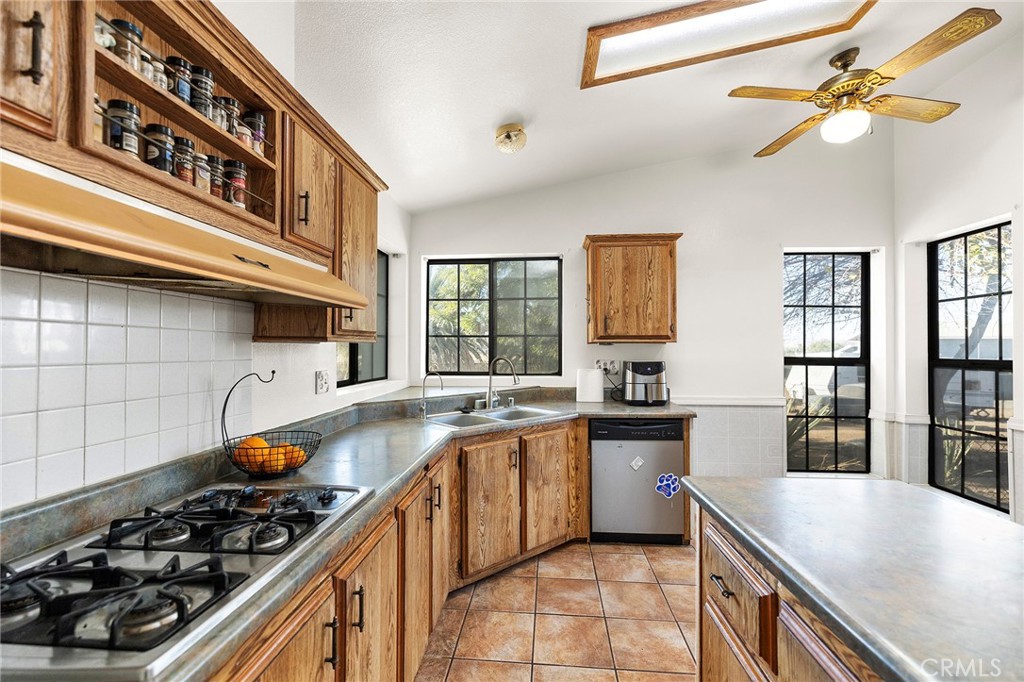 33093 Tranquil Lane Wildomar, CA 92595 - Photo 42 of 64