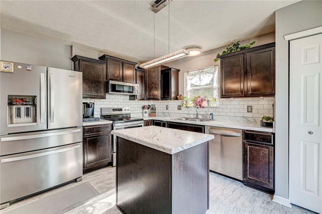 1398 Crabapple Road Franklin, IN 46131 - Photo 14 of 42 Gallery Image 14