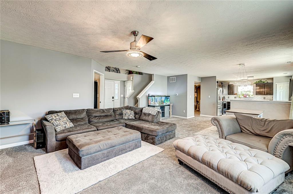 1398 Crabapple Road Franklin, IN 46131 - Photo 10 of 42 Gallery Image 10