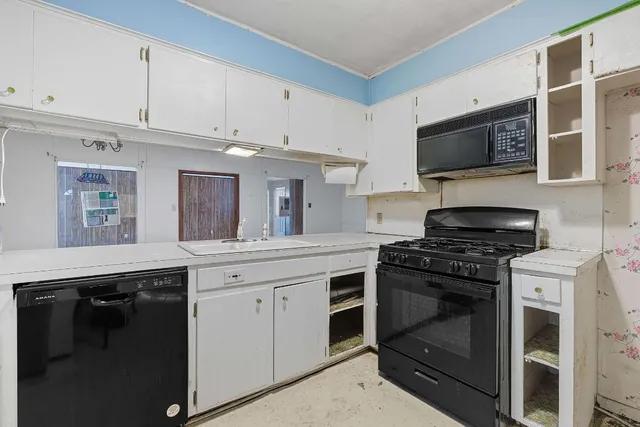 $199,990 | 2405 Grace Street, Taylor, TX 76574