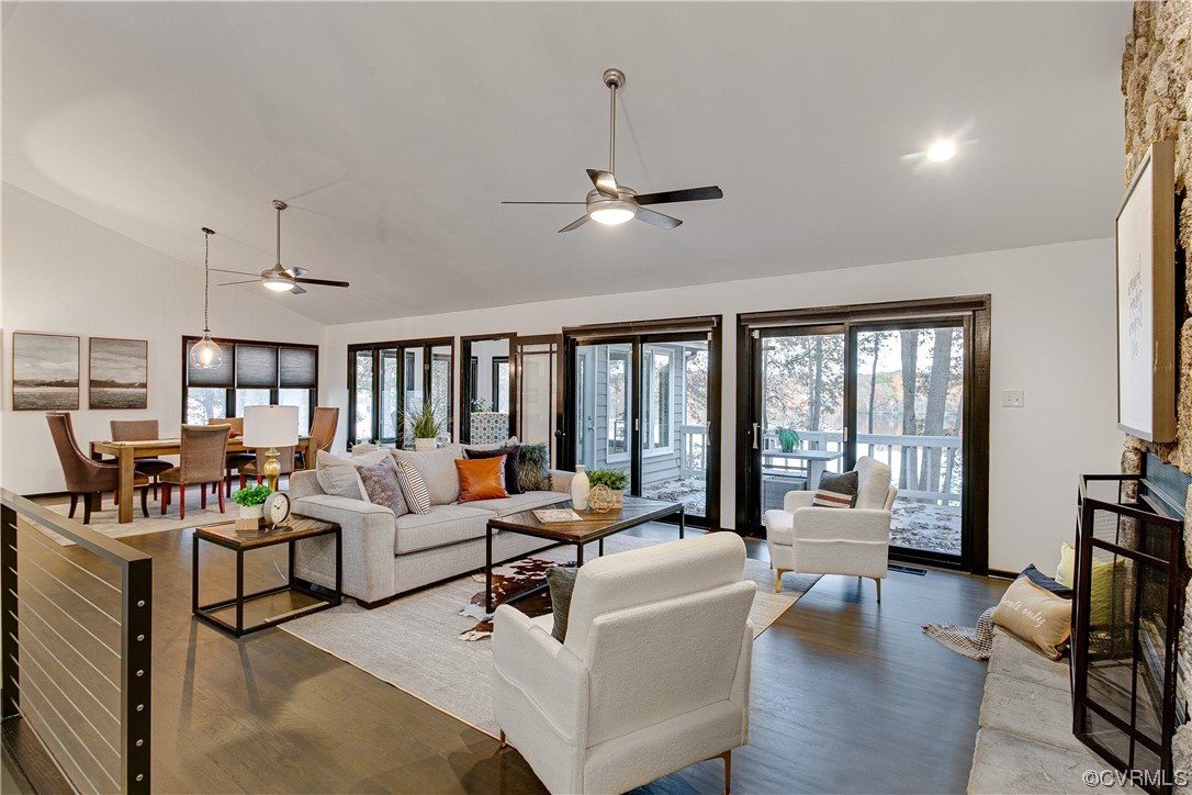 5623 Promontory Pointe Road Midlothian, VA 23112 - Photo 6 of 50 Living room with a wealth of natural light, ceilin