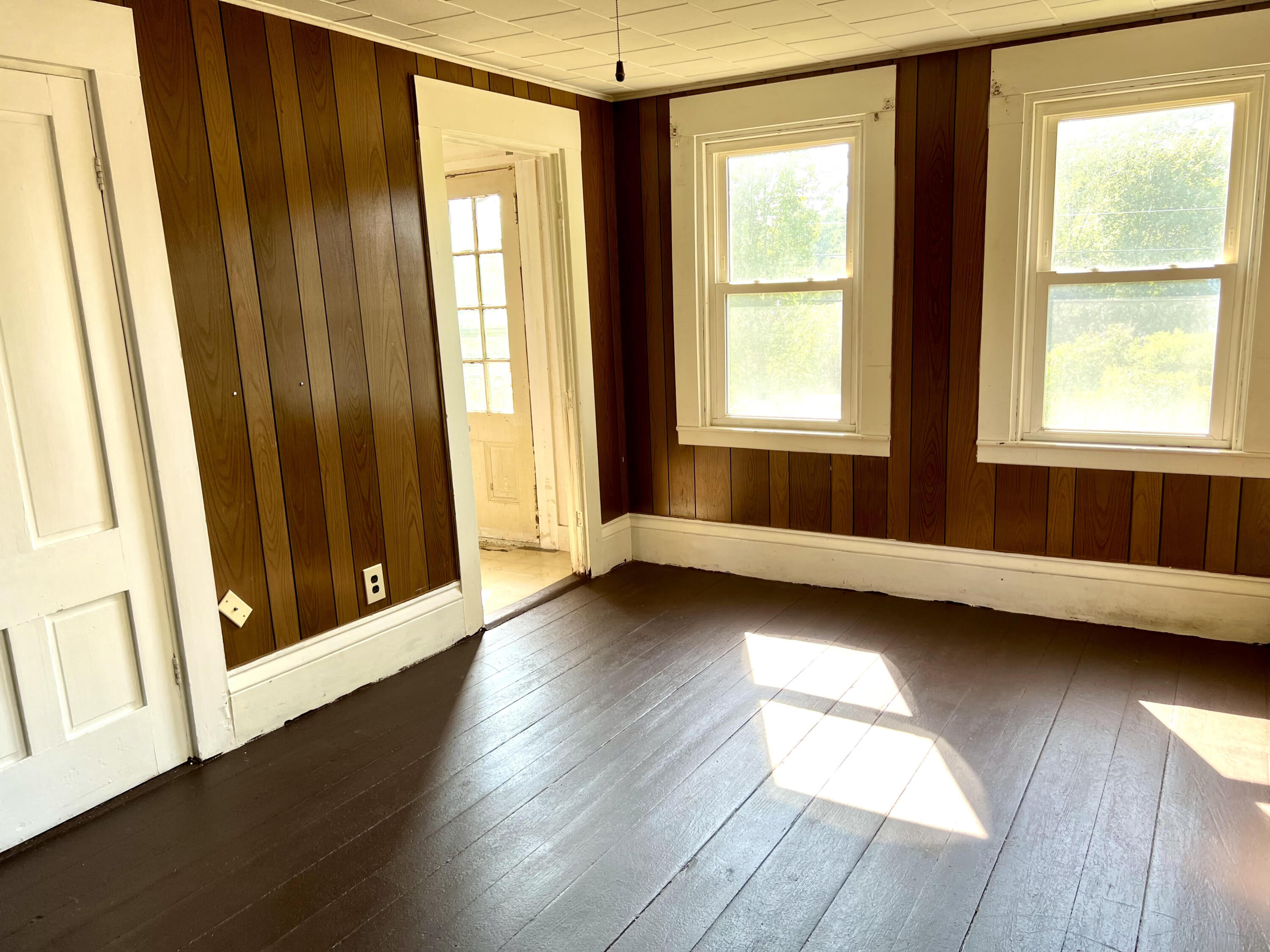 1455 Tremont Road Seal Cove, ME 04674 - Photo 19 of 33 Living Room