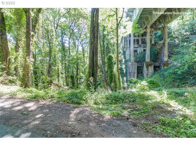 Nw Street Portland, OR 97231 - Photo 6 of 15