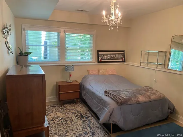 $5,500 | 524 Barrack Hill Road, Ridgefield, CT 06877