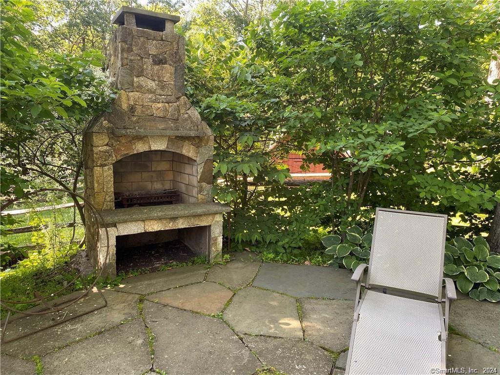 524 Barrack Hill Road Ridgefield, CT 06877 - Photo 14 of 22