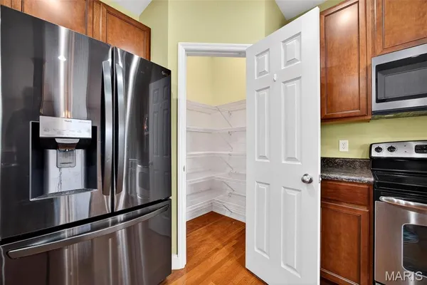 $469,900 | 1304 Forest Way Drive, Wentzville, MO 63385