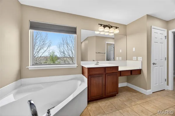 $469,900 | 1304 Forest Way Drive, Wentzville, MO 63385