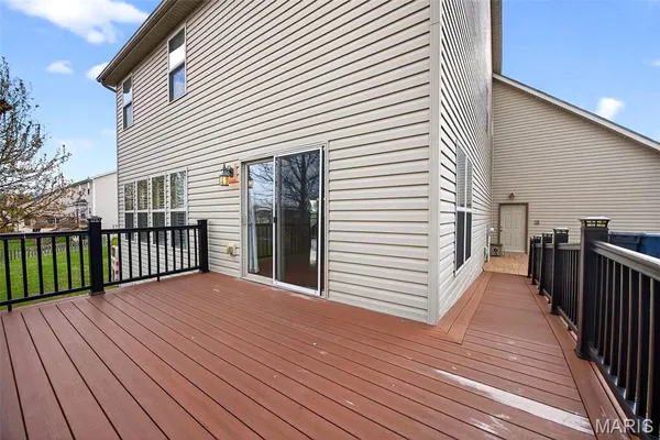 $469,900 | 1304 Forest Way Drive, Wentzville, MO 63385