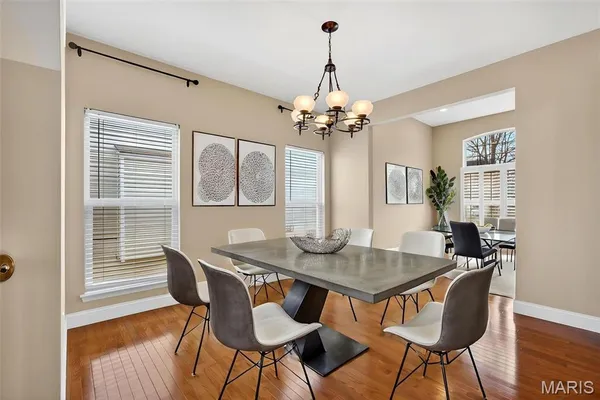 $469,900 | 1304 Forest Way Drive, Wentzville, MO 63385