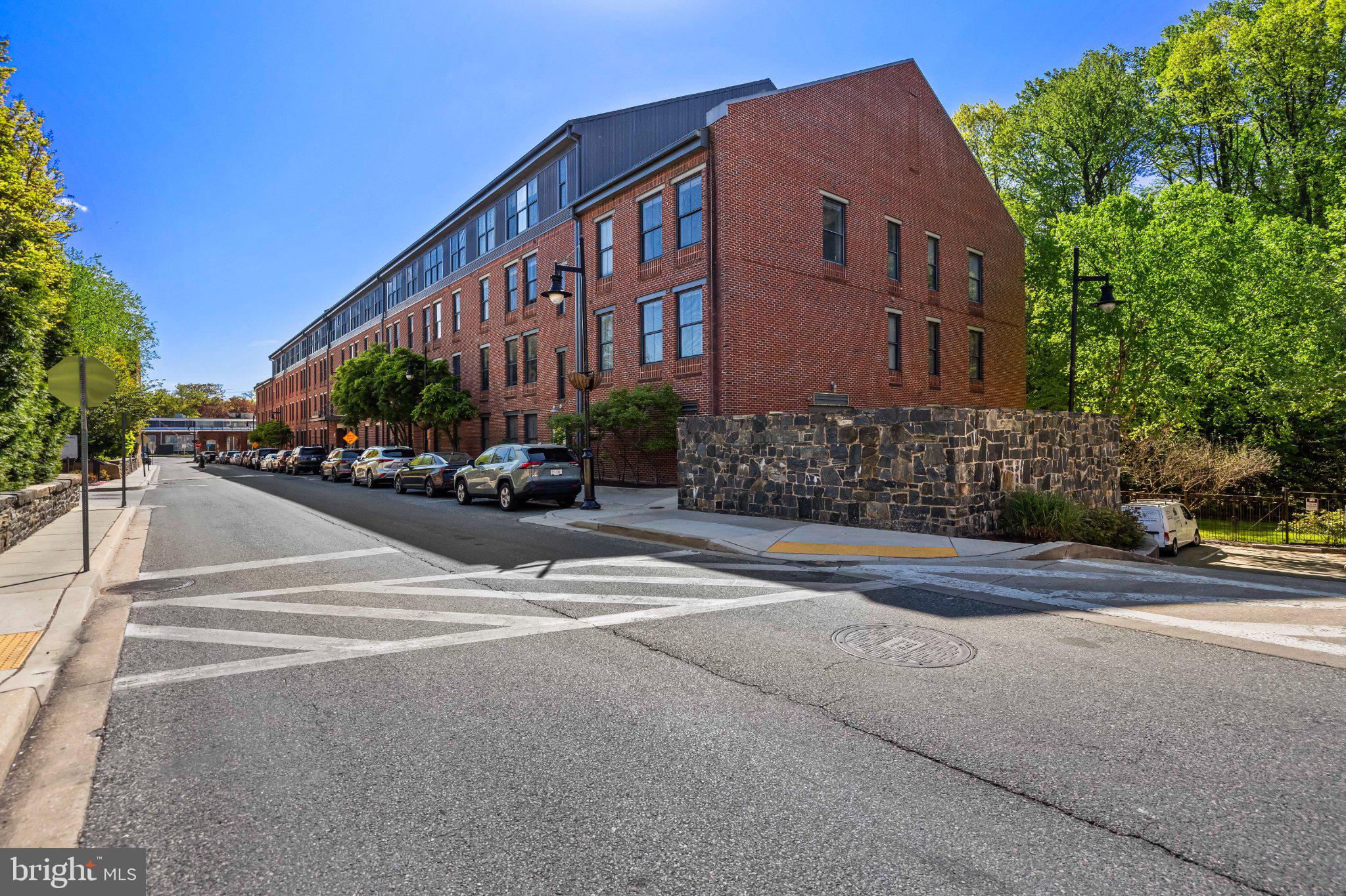 2007 Clipper Park Road, Unit 211 Baltimore, MD 21211 - Photo 40 of 41 Gallery Image 40