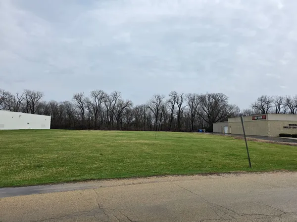 a view of a grassy field