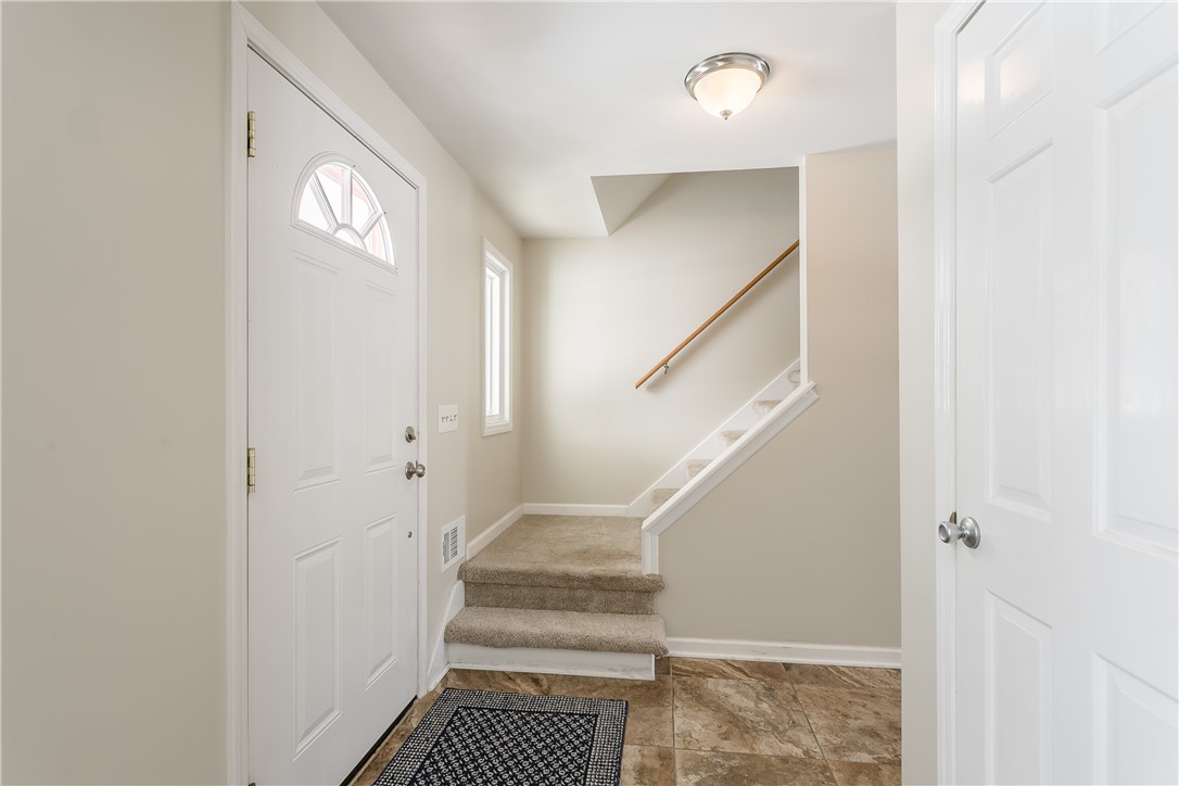 37 Red Maple Drive Perinton, NY 14450 - Photo 4 of 30