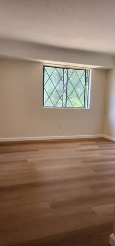 $349,000 | 6 Greenbriar Drive, Unit 209, North Reading, MA 01864