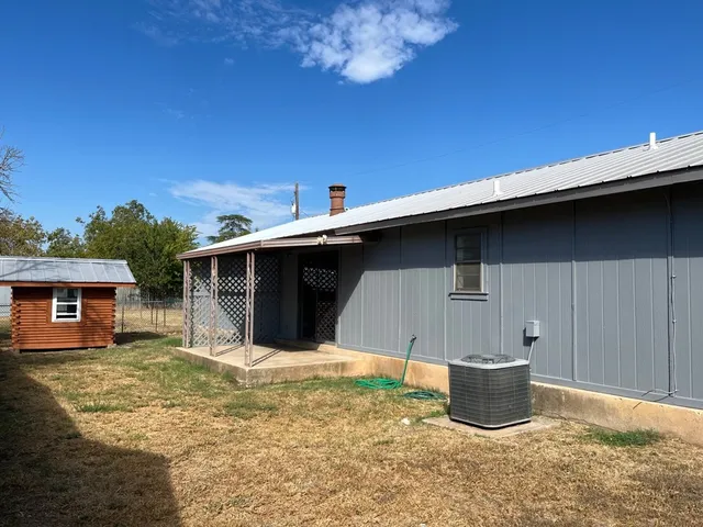 a house view with a outdoor space